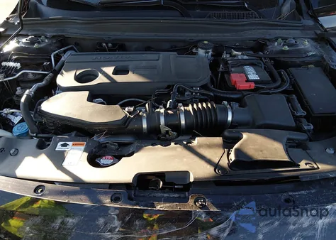 2021 Honda Accord Sport 2.0T z USA, uszkodzony, nr VIN 1HGCV2F37MA008240